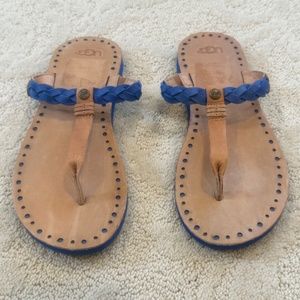 Ugg Women’s Blue and Brown Leather Sandal with Blue Rubber Sole (Size 7)